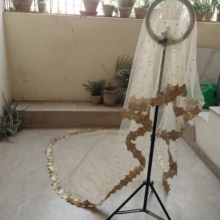 Roshana Veil